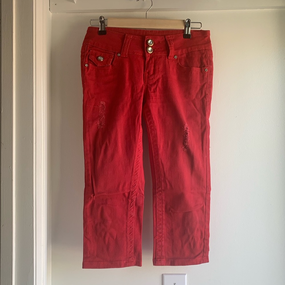 Red cropped jeans